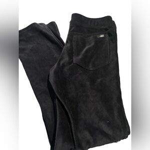 Hue new with tags size small elastic waist band back pockets ribbed finish